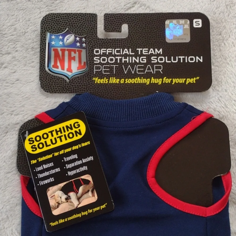 NFL Patriots Navy and Red Soothing Solutions Pet Soothing Vest Size Small